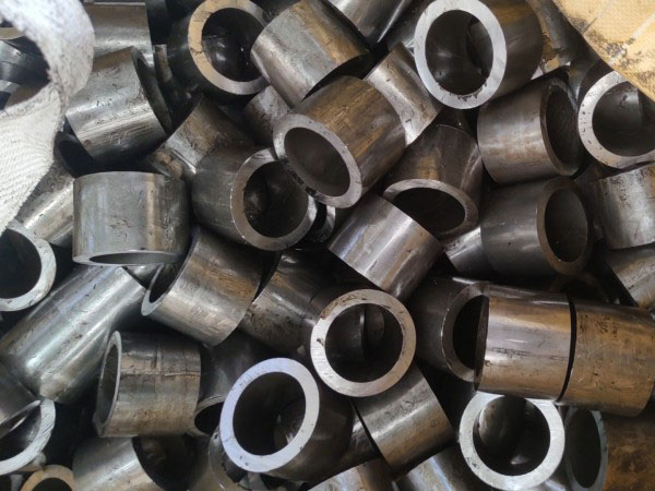 察隅无缝钢管切割